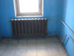 20130111-004 - Батарея подключена к системе отопления, имеет кран для спуска воздушной пробки