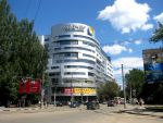 БЦ 'Ковчег'. До открытия кибермаркета Юлмарт в ТЦ 'Клен' осталось 2,5 месяца
