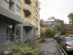 20131022-003-svet-4-pod-ezd - в середине дня светит кобра